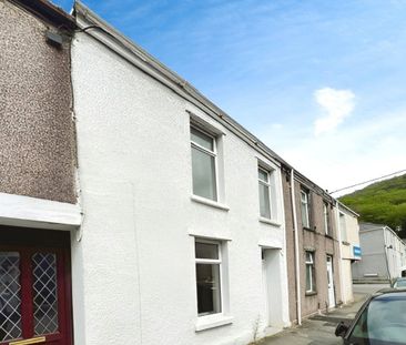 Regent Street East, Neath, Neath Port Talbot, SA11 - Photo 2