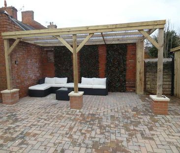 Albert Street, Hucknall, NG15 - Photo 1