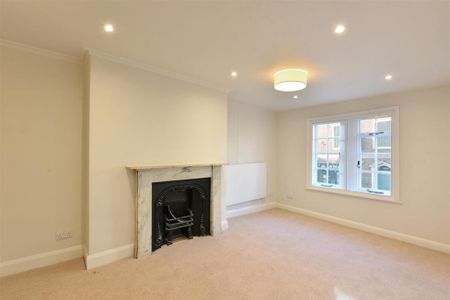 2 bedroom maisonette to rent - Photo 4