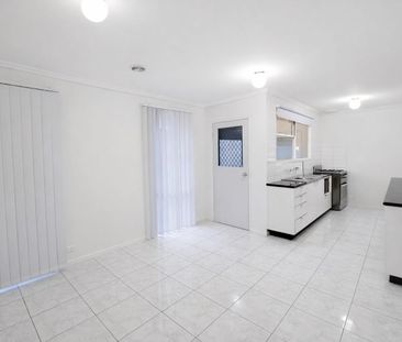 Spacious Family Home with Outdoor Entertaining & Secure Parking in ... - Photo 3