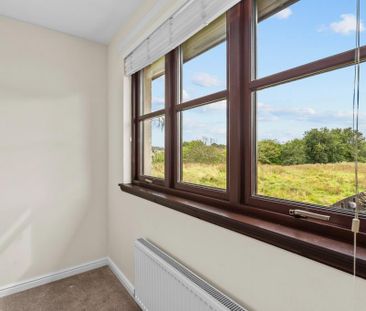 4 bedroom detached house to rent - Photo 1