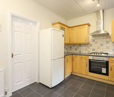 3 bedroom Terraced House to rent - Photo 6