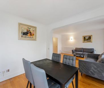 2 bedroom flat to rent - Photo 4