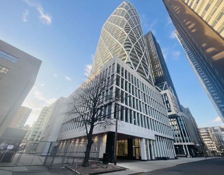 For Lease - 230 Simcoe Street Unit# 2413, Toronto, Ontario - Photo 3