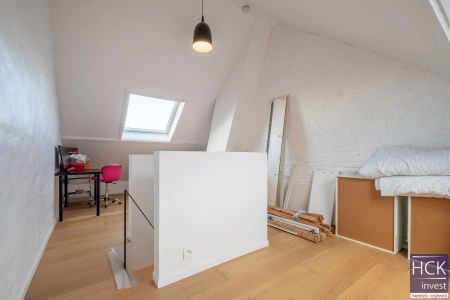 KORTRIJK - Instapklare woning met 2 SLPK. + bureau én stadskoer - Foto 2
