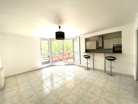 Location Appartement 3 pièces 65m² - Photo 5