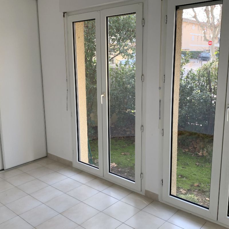 APPARTEMENT AVEC JARDIN LES MILLES - 2 pièce(s) - 52 m2 - Photo 1