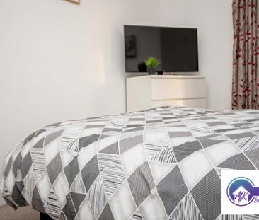1 Bedroom Room in Flat Share To Rent - Photo 4