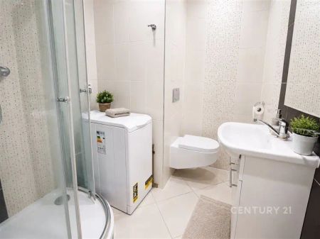 Pronájem útulného bytu 1+KK s balkonem v Žabovřeskách - Fotografie 5