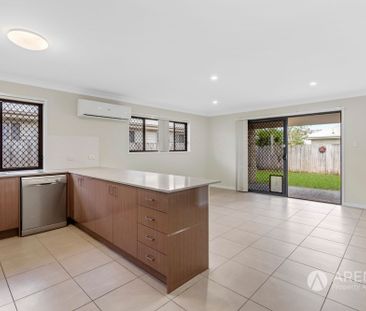 11 Hipwood St, Pimpama QLD 4209 - House For Rent | Domain - Photo 4