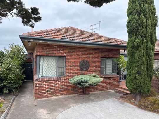 Charming 2-Bedroom Home in Prime Mornington Location - Options available Furnished or Unfurnished - Photo 1