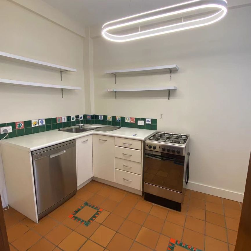 2 Bedrooms on Manukau Rd - Photo 1