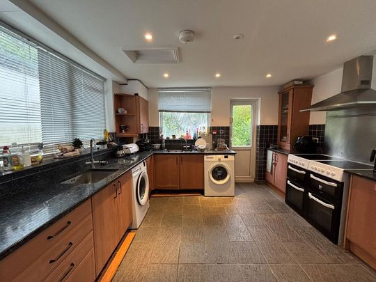 1 bedroom house of multiple occupation to rent - Photo 1