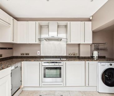 2 bedroom terraced house to rent - Photo 3