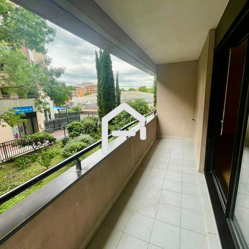 À louer : T1bis environ 37m², ESPLANADE COMPANS-CAFFARELLI, PARKING + TERRASSE - Photo 1