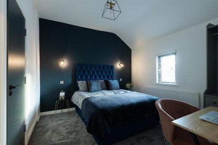 Room 2, 79 Upper Newtownards Road, Belfast, BT4 3HU - Photo 2