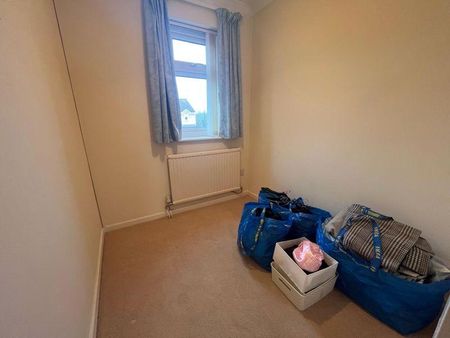 3 bedroom link detached house to rent - Photo 5