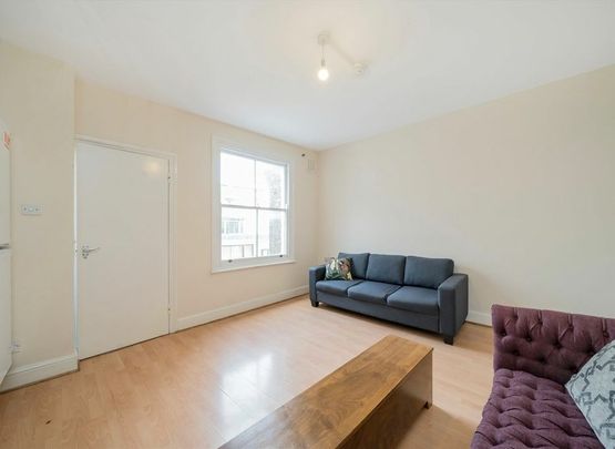 Settles Street - Photo 1