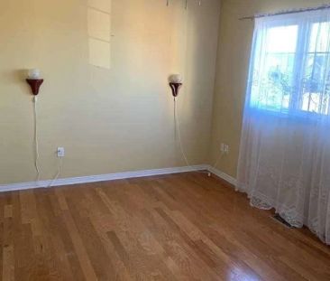 2419 Bankside Drive #Upper - Photo 3