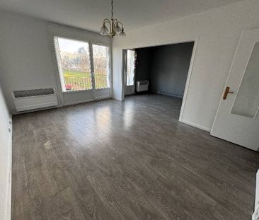 Location Appartement 3 pièces 75m² - Photo 2