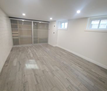 For Lease - 888 Tenth Street Unit# Lower, Mississauga, Ontario - Photo 4