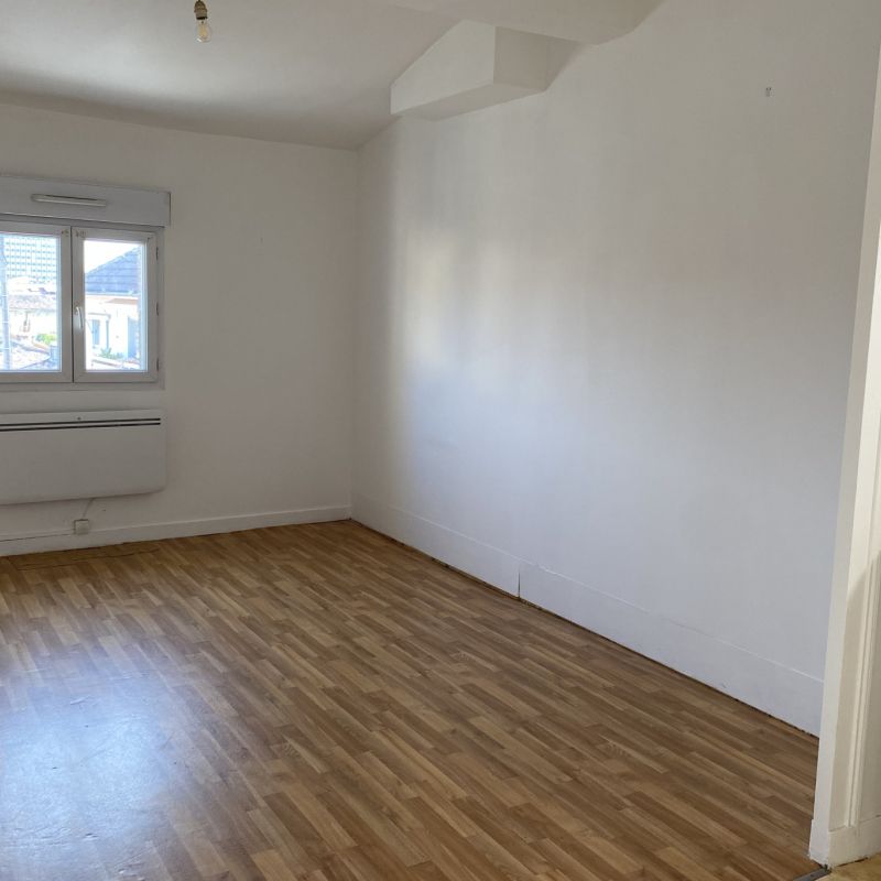 BORDEAUX BARRIERE D ARES. 94 AV D ARES. PROXIMITE FAC MEDEC - Photo 1