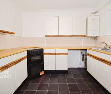 3 bedroom terraced house to rent - Photo 6