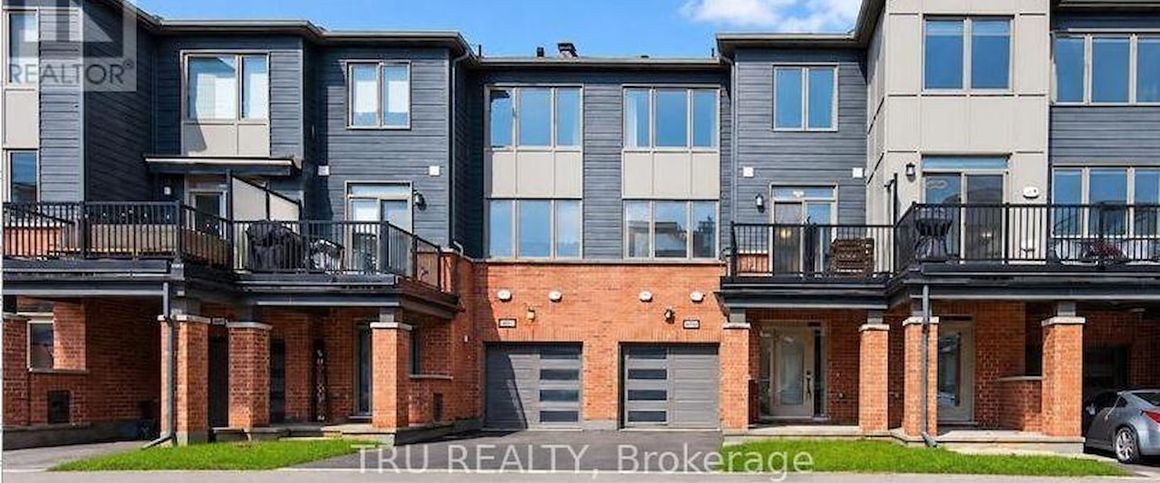 805 Kiniw Private Ottawa, ON K1K4Z4 - Photo 1