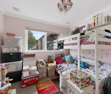 Home For Rent - Photo 4