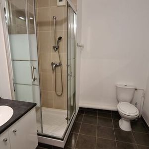 Appartement 1 pièces 31m2 REIMS 495 euros - Photo 2