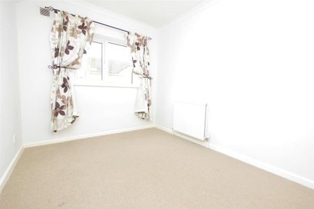 2 bedroom semi-detached house to rent - Photo 2