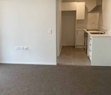 2 Bedroom, 1 Bathroom apartment with carpark is now available for r... - Photo 3