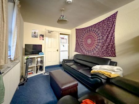 5 bedroom terraced house to rent - Photo 5