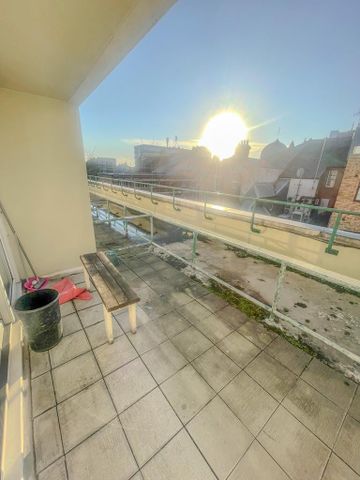 1 bedroom flat to rent - Photo 3