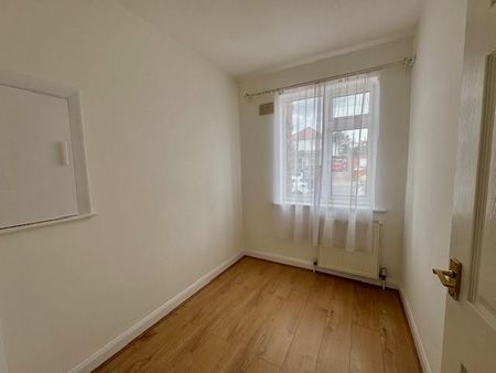 2 bedroom maisonette to rent - Photo 4