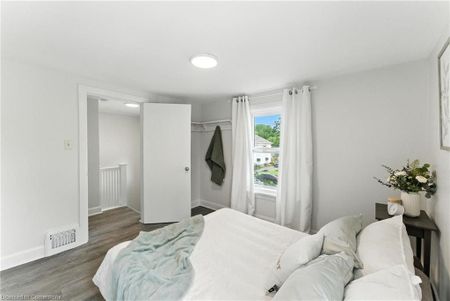 For Lease - 4599 Fourth Avenue, Niagara Falls, Ontario - Photo 4