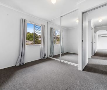 SPACIOUS FAMILY HOME IN HEART OF BEENLEIGH! - Photo 5