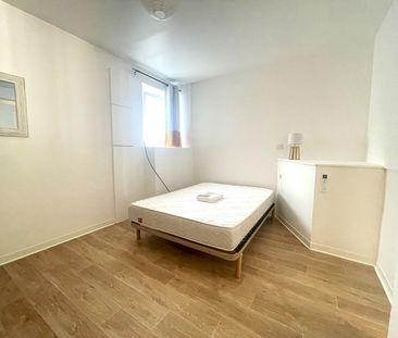 Location Appartement 2 pièces 59m² - Photo 4