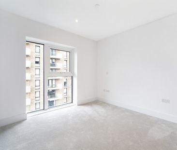 Plumstead Road London SE18 - Photo 1