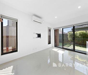 Low Maintenance Living! - Photo 1