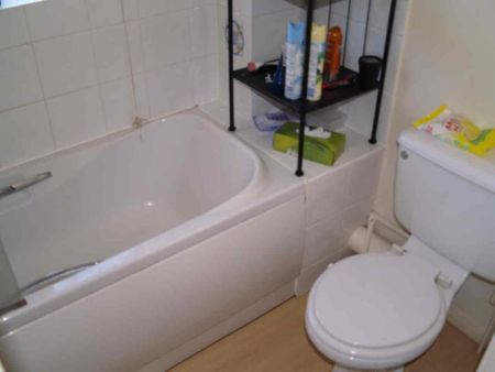 1 bedroom terraced house to rent - Photo 4