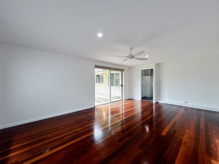 Emerald Beach, 28 Fiddaman Road - Photo 4