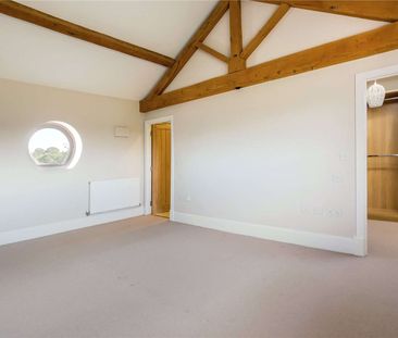 An exquisite four bedroom, four bathroom barn conversion with South... - Photo 6