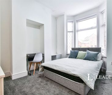 4 bedroom house to rent Blandford Road, M6 - Photo 5