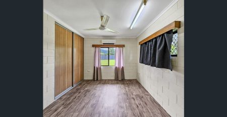 A Spacious Family Haven - Photo 3