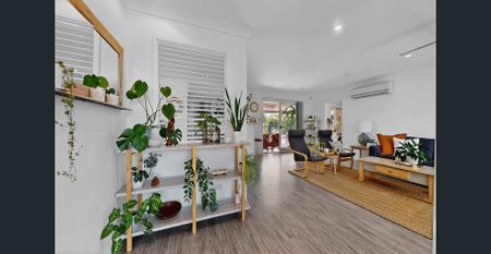 Privacy - Space & Style all in Beachmere! - Photo 3