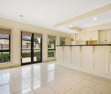 COMFORTABLE AND LOW-MAINTENANCE LIVING - Photo 5