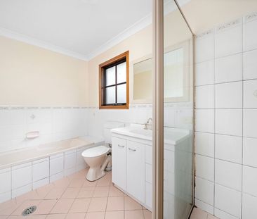 Gorgeous Kiama - Three Bedroom Home - Photo 6