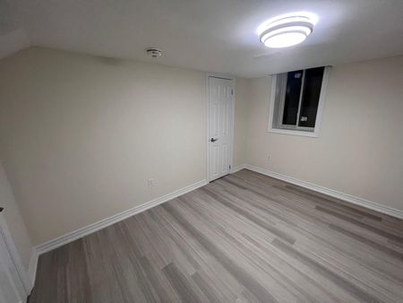 For Lease - 938 Wrenwood Drive Unit# BSMT, Oshawa, Ontario - Photo 2