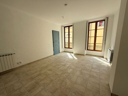 Location appartement 3 pièces, 55.64m², Nîmes - Photo 2
